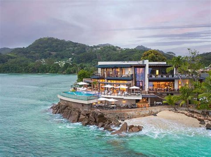 Are Seychelles expensive?