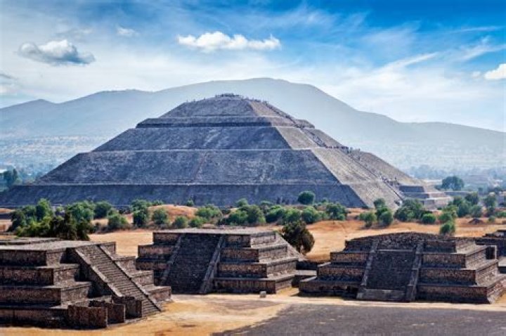 Did Aztecs live in the United States?