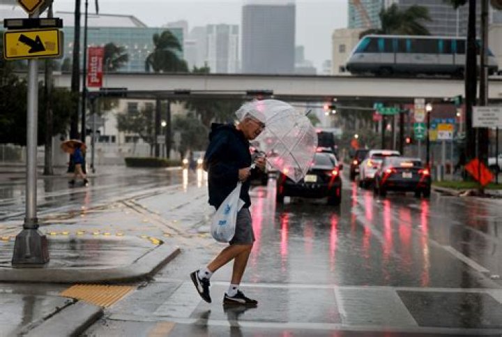 Does it rain a lot in Miami?