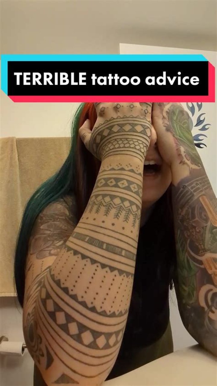 Is Dawn dish soap safe for tattoos?