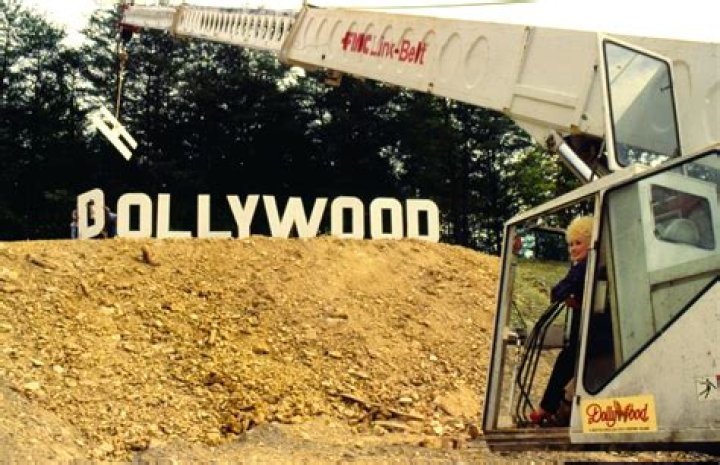 Is Dollywood rain or shine?