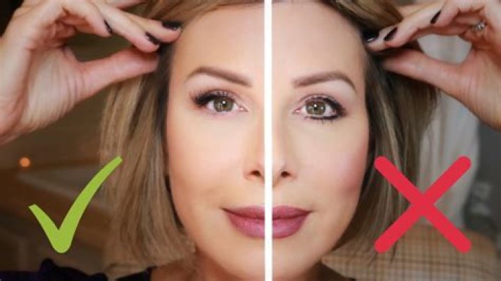 Should you wear makeup in a headshot?