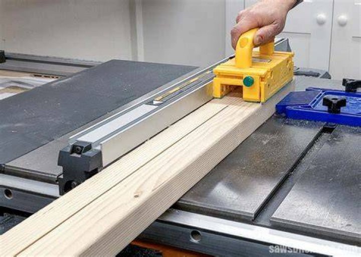 What is the best way to cut a 2x4?
