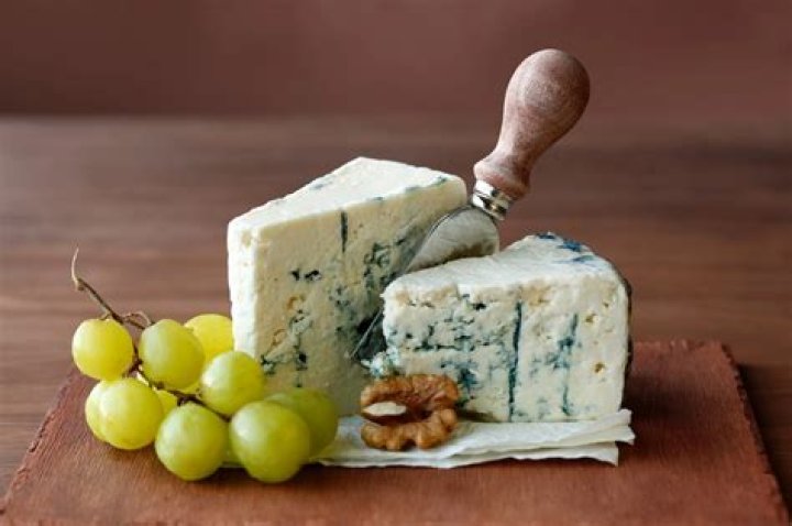 Which cheese is poisonous?